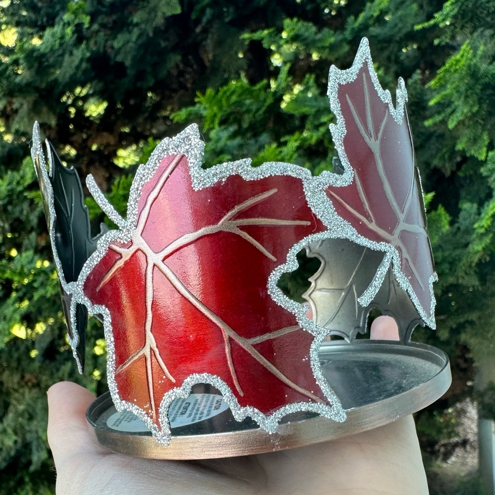 Bath & Body Works Metal 3 Wick Candleholder Fall Autumn Red Maple Leaves Glitter